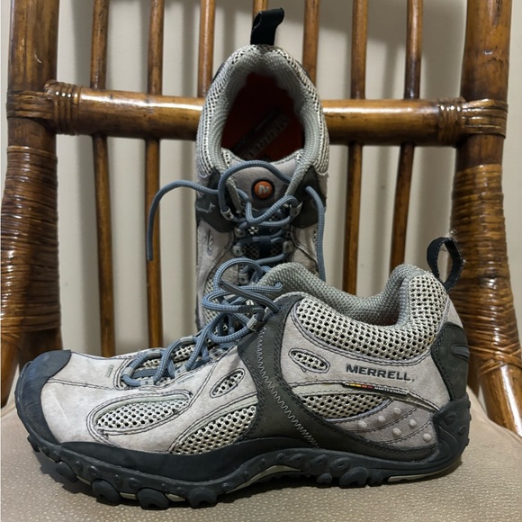 Merrell Shoes - Merrell Women's size 7 continuum shoes